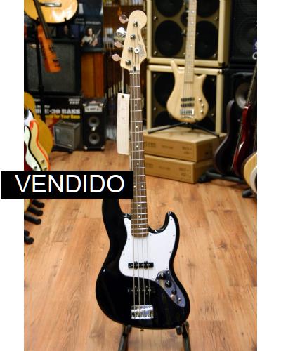 Fender Standard Jazz Bass